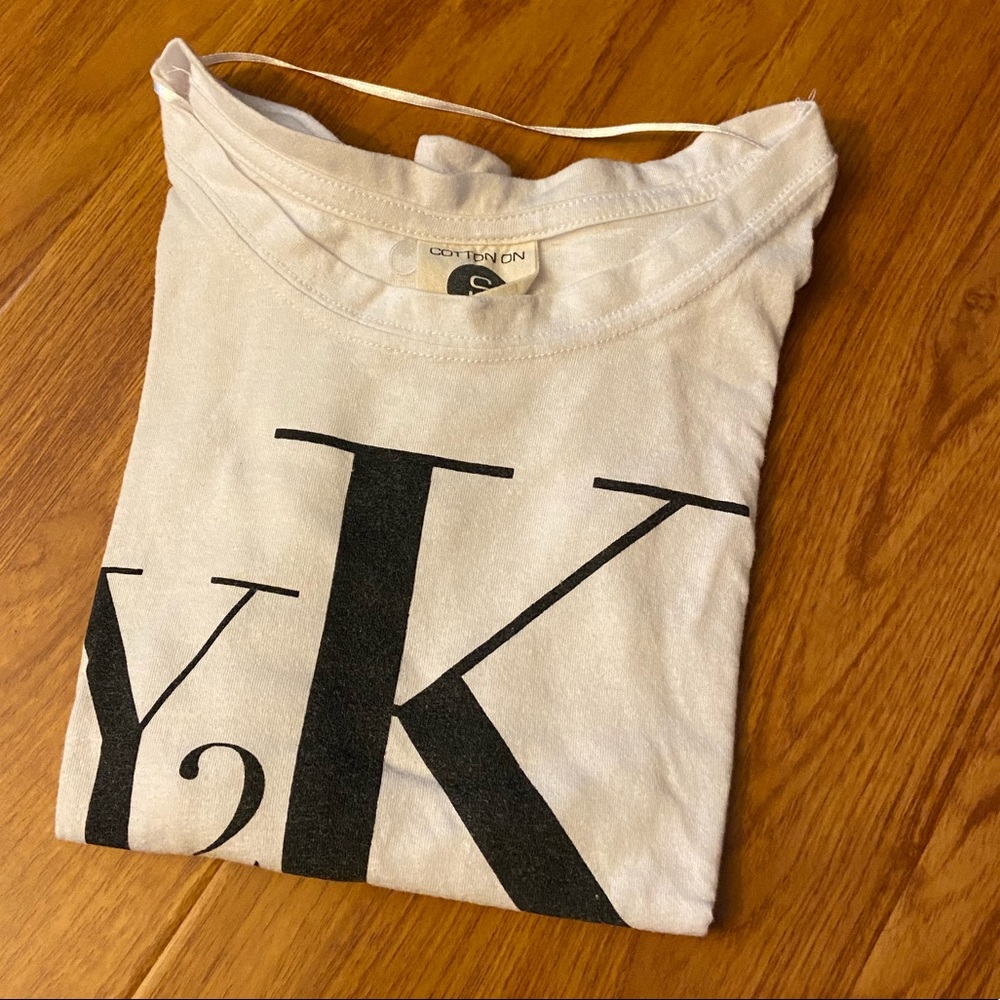 Cotton On Graphic Crop Tee